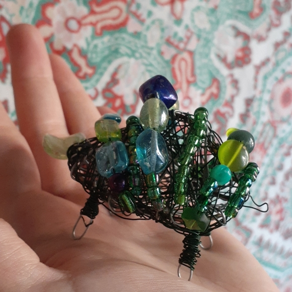 Handcrafted Beads & Wire Turtle Desk Ornament - Picture 5 of 8